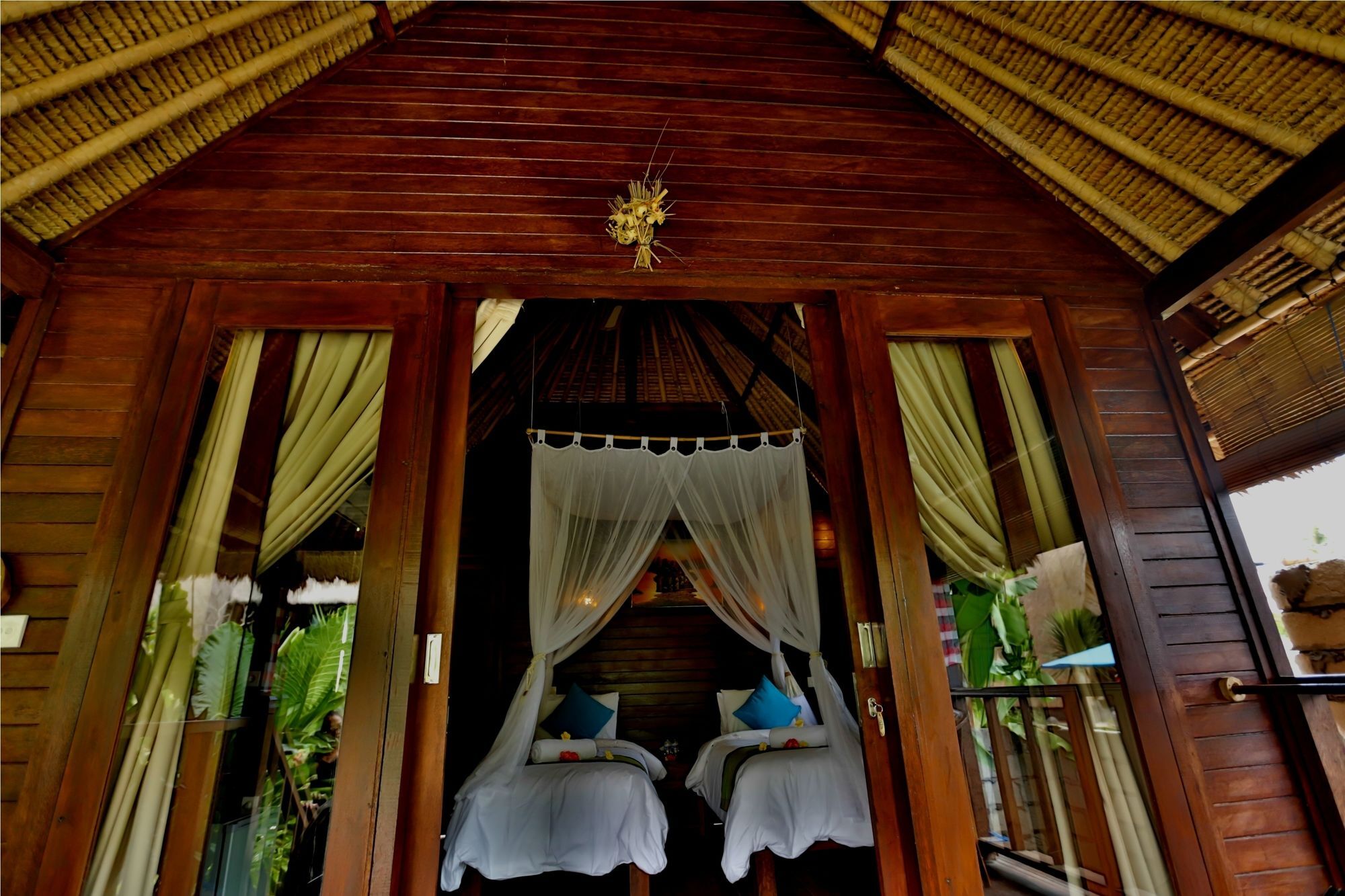 ซันเซทคอยน์ เลมบงแกน คอทเทจแอนด์สปา Hotel นูซาเลมโบงัน ภายนอก รูปภาพ